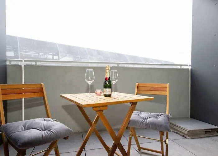 Apartmán In With Free Parking *